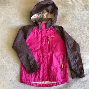 REI youth rain jacket, size 6 to 7